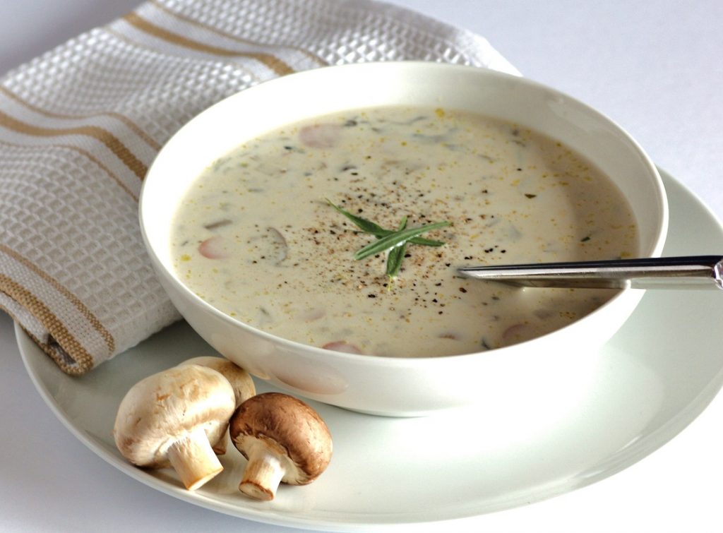 13643-white-mushroom-soup